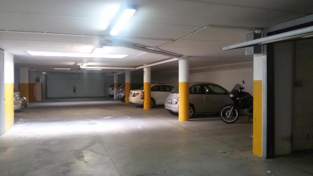 Da Sofia Apartment-Parking Cagliari Esterno foto